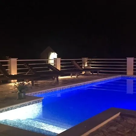 Natura Villa *